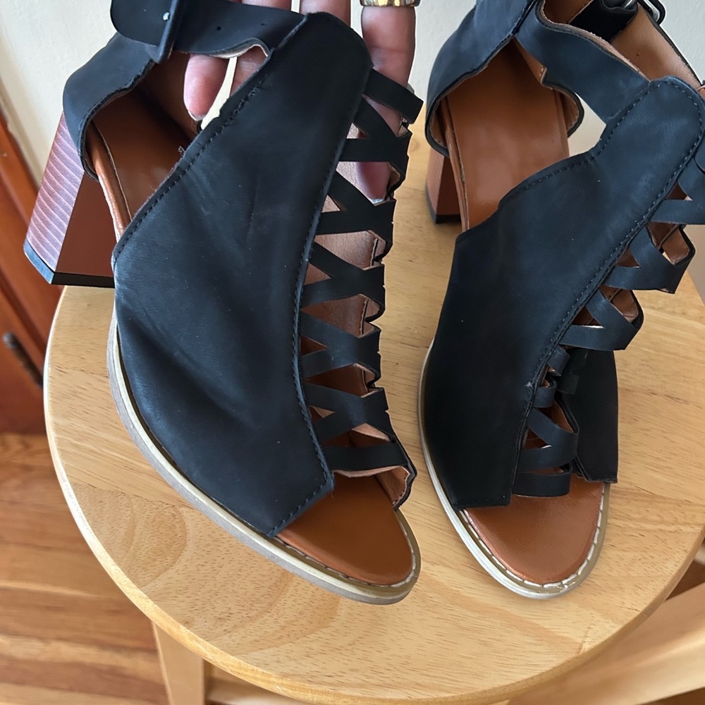 Elegant Black Women's Sandals
